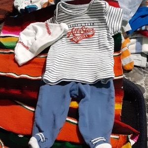 Baby shirt pants & hat